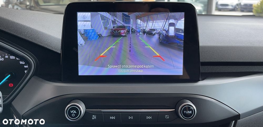 Ford Focus 1.5 EcoBlue Start-Stopp-System TITANIUM - 16