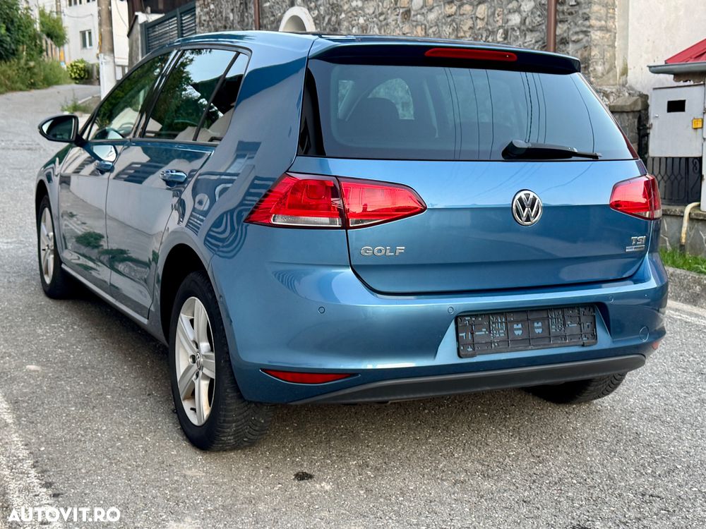 Volkswagen Golf 1.2 TSI BMT Comfortline - 26