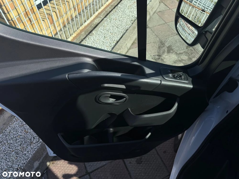 Renault Master - 14