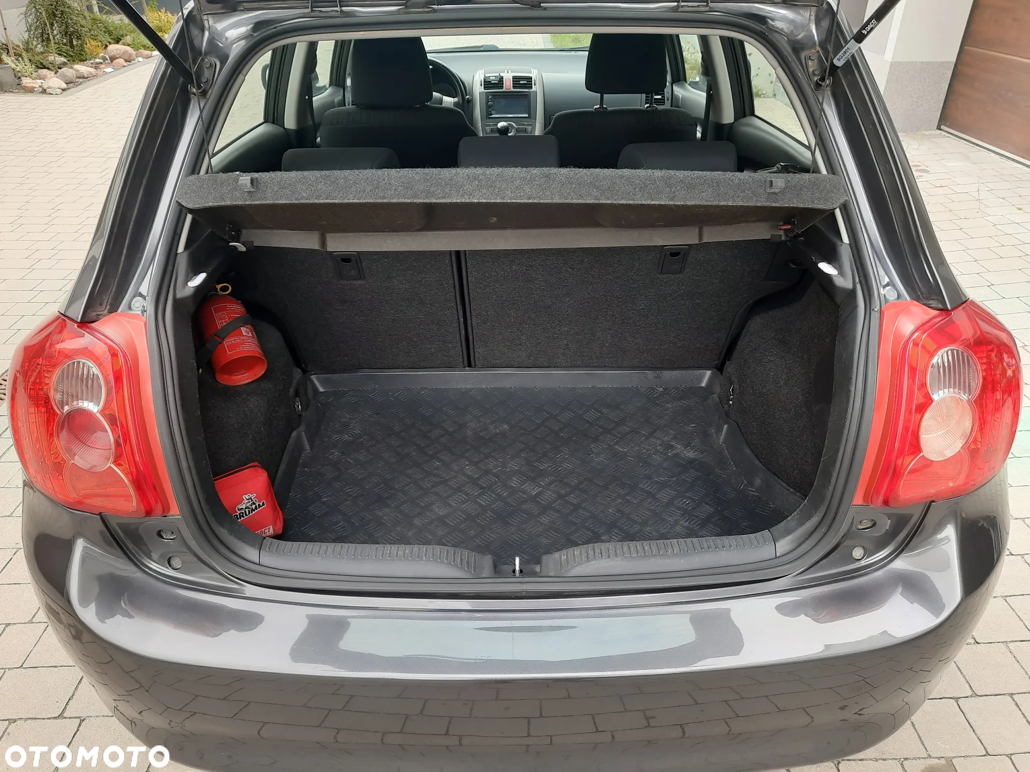 Toyota Auris - 24