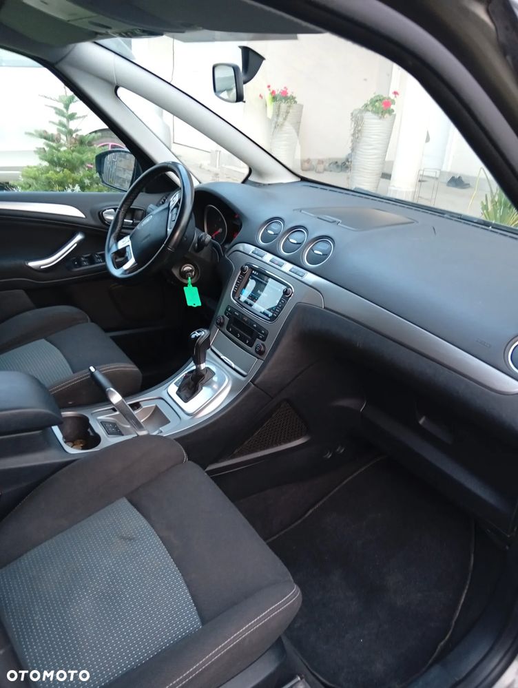 Ford S-Max 2.0 TDCi DPF Trend - 12