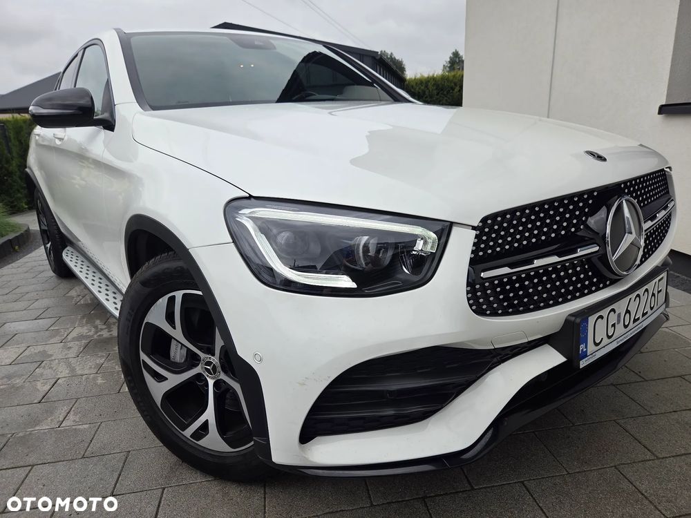 Mercedes-Benz GLC 200 4Matic 9G-TRONIC AMG Line Plus - 20