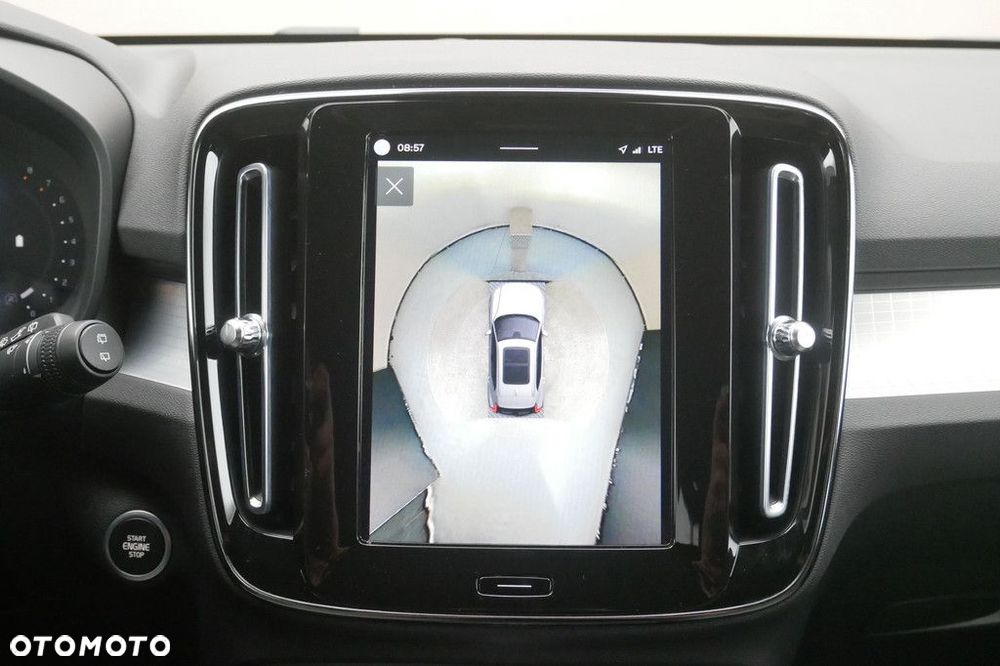Volvo XC 40 - 22