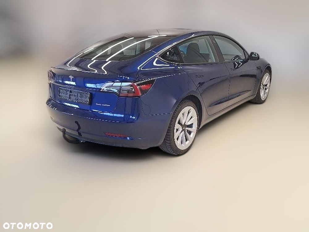 Tesla Model 3 - 13