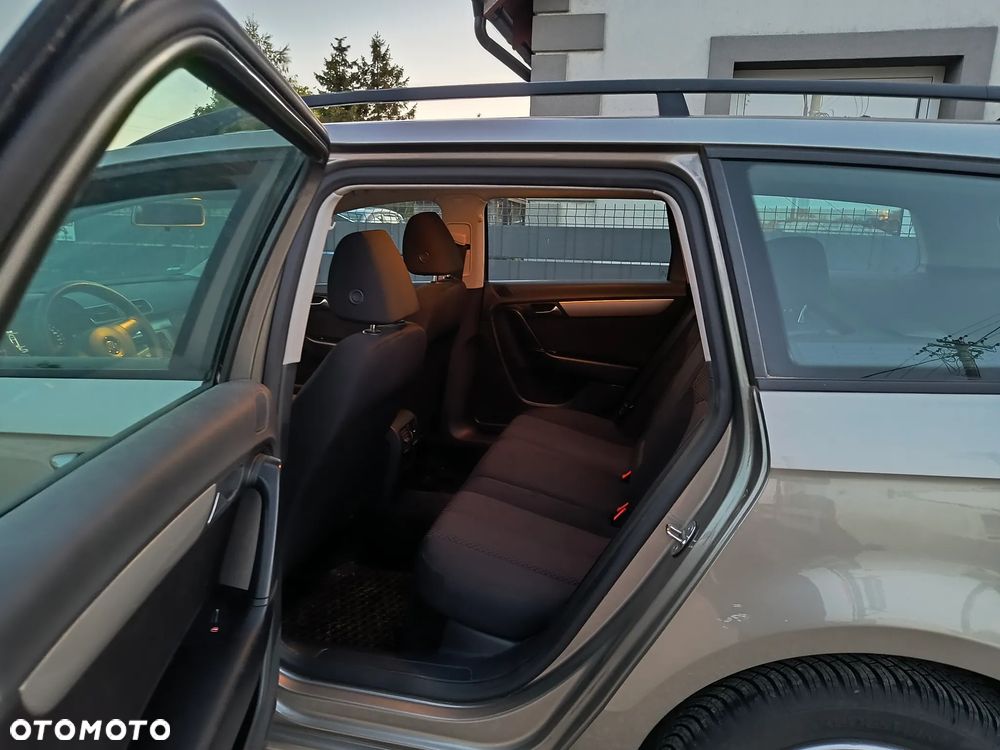 Volkswagen Passat 1.4 TSI BMT Comfortline - 11