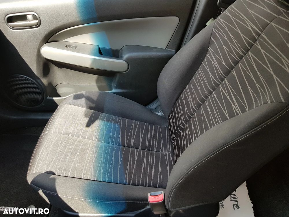 Mazda 2 1.3i TE - 8