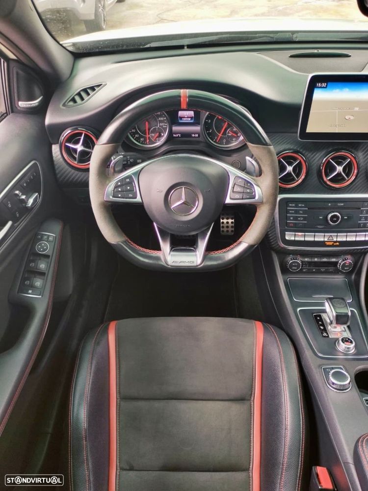 Mercedes-Benz A 45 AMG - 17