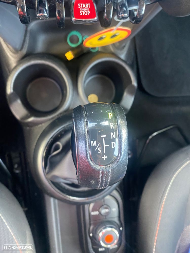 MINI 3 Portas Cooper D Auto - 22