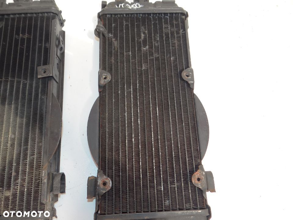 Honda VT 750 Shadow chłodnica H1476 - 11