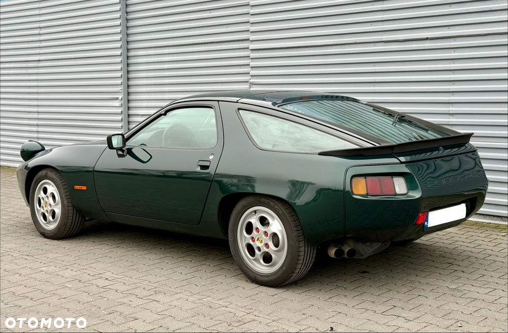Porsche 928 - 3
