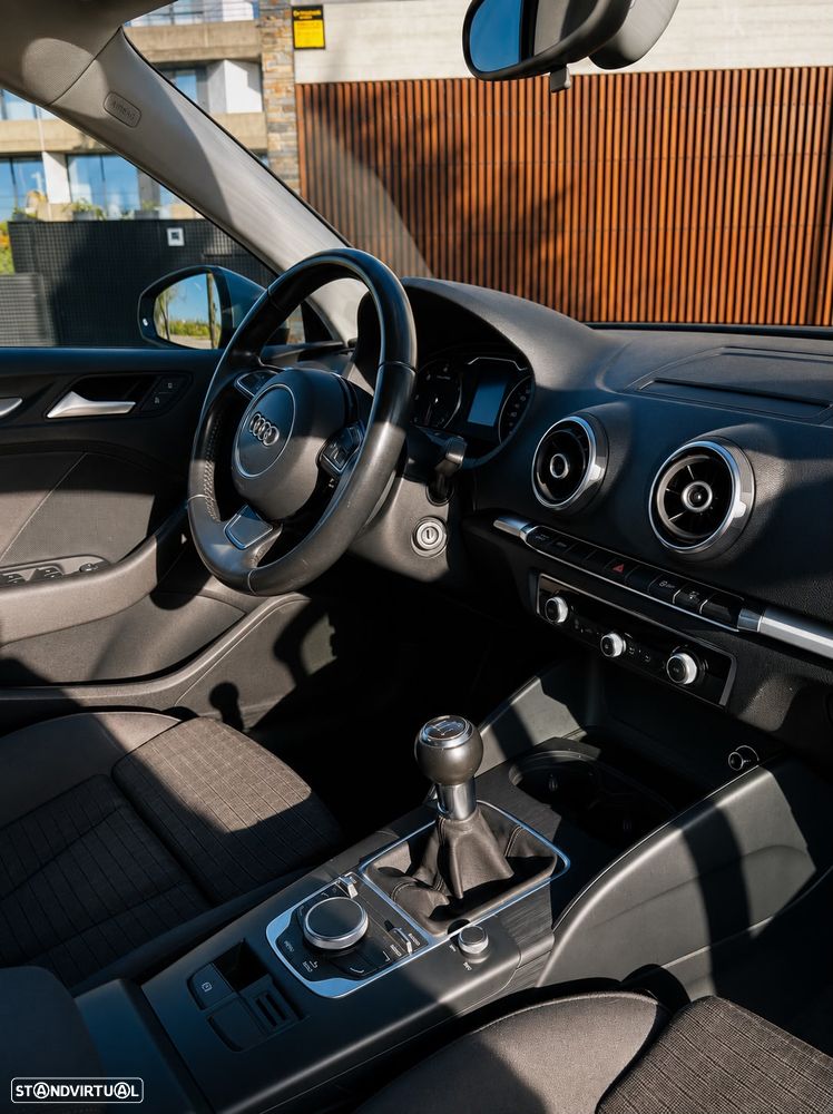 Audi A3 Limousine 1.6 TDI S-line - 7