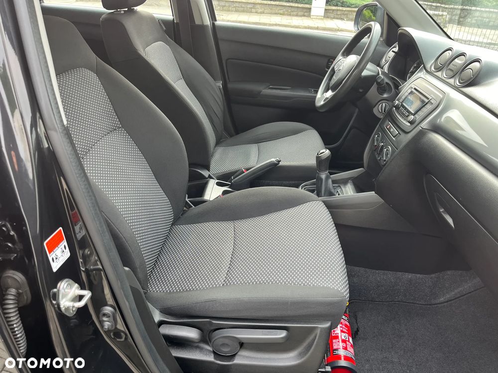 Suzuki Vitara 1.6 Comfort 2WD - 20