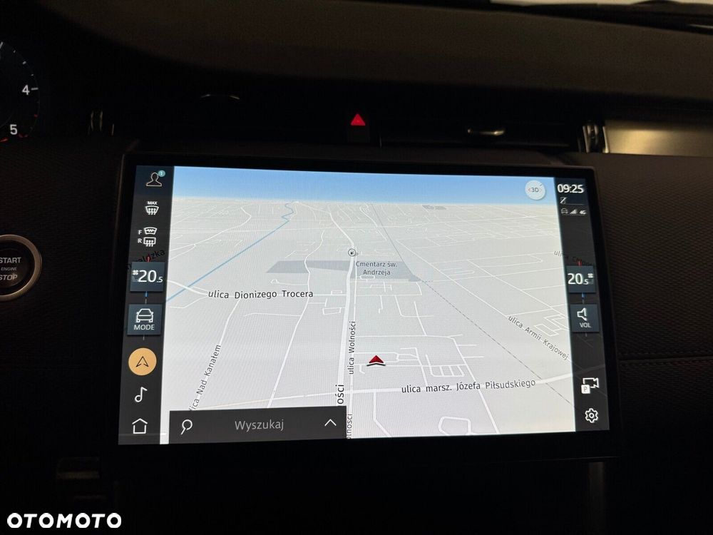 Land Rover Discovery Sport - 12