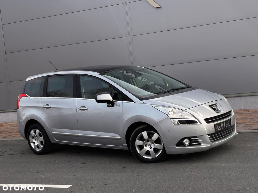 Peugeot 5008 HDI FAP 150 Family Plus - 9