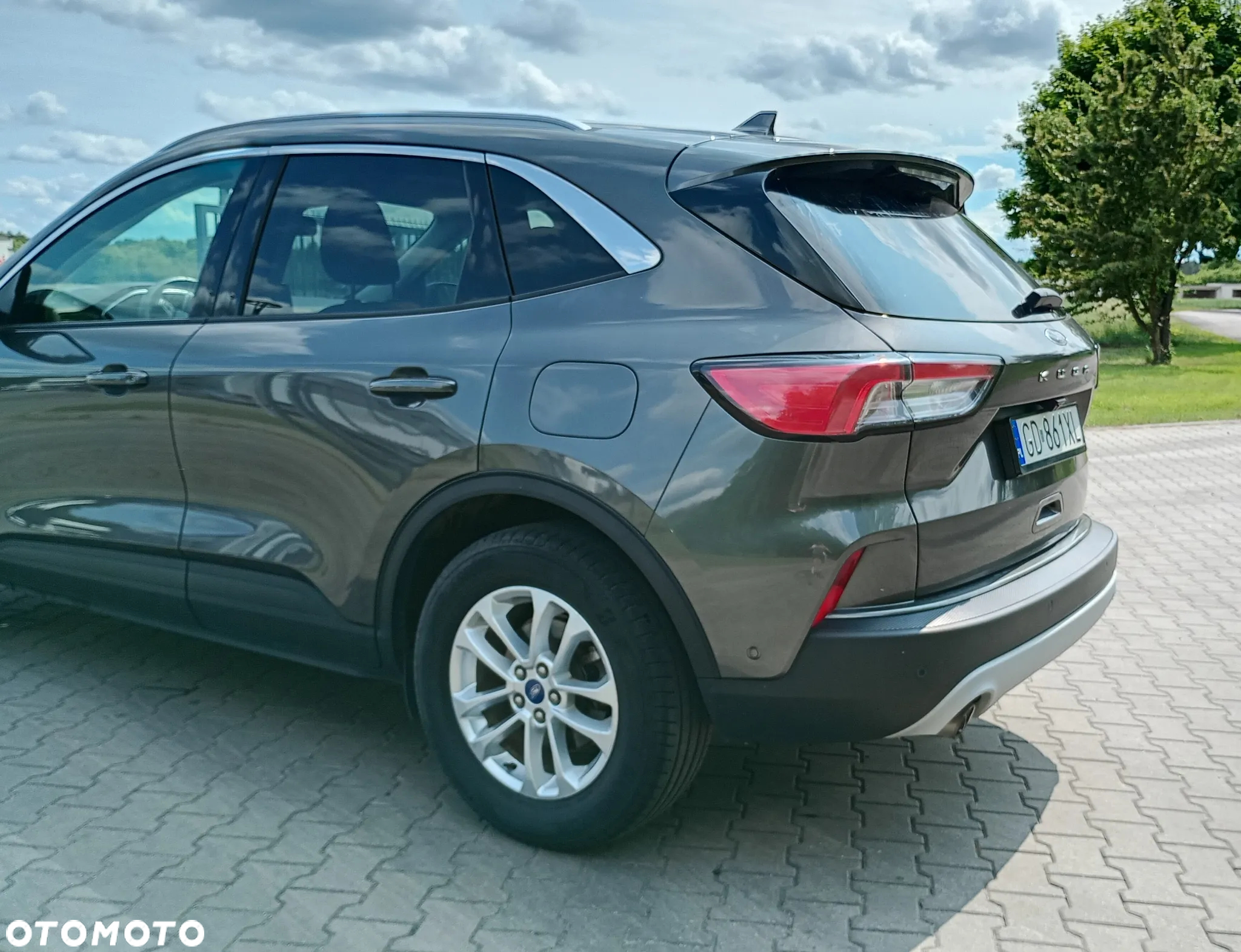 Ford Kuga 1.5 EcoBoost FWD Titanium - 6
