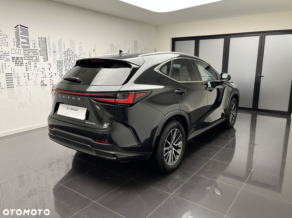 Lexus NX 350h Business AWD - 3