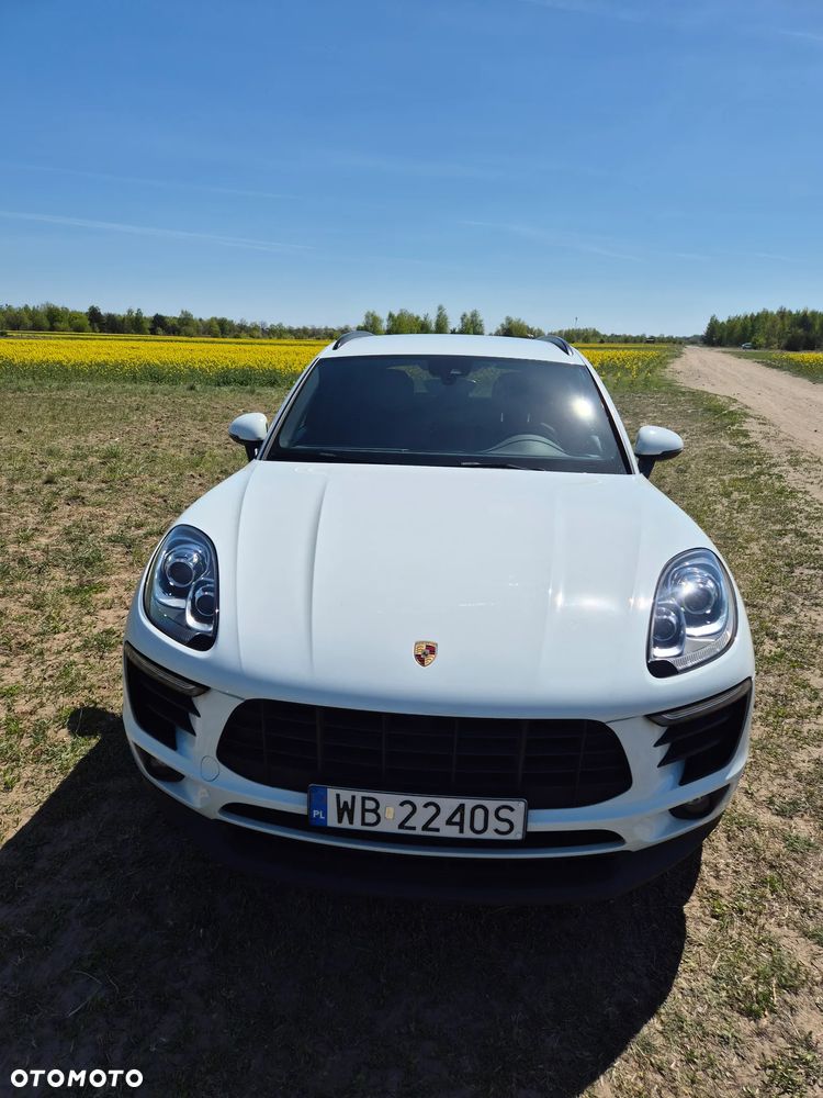 Porsche Macan - 2