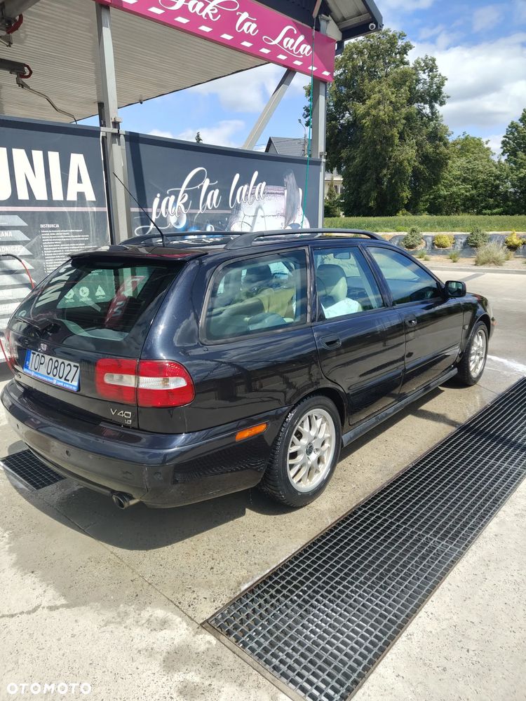 Volvo V40 1.8 - 2