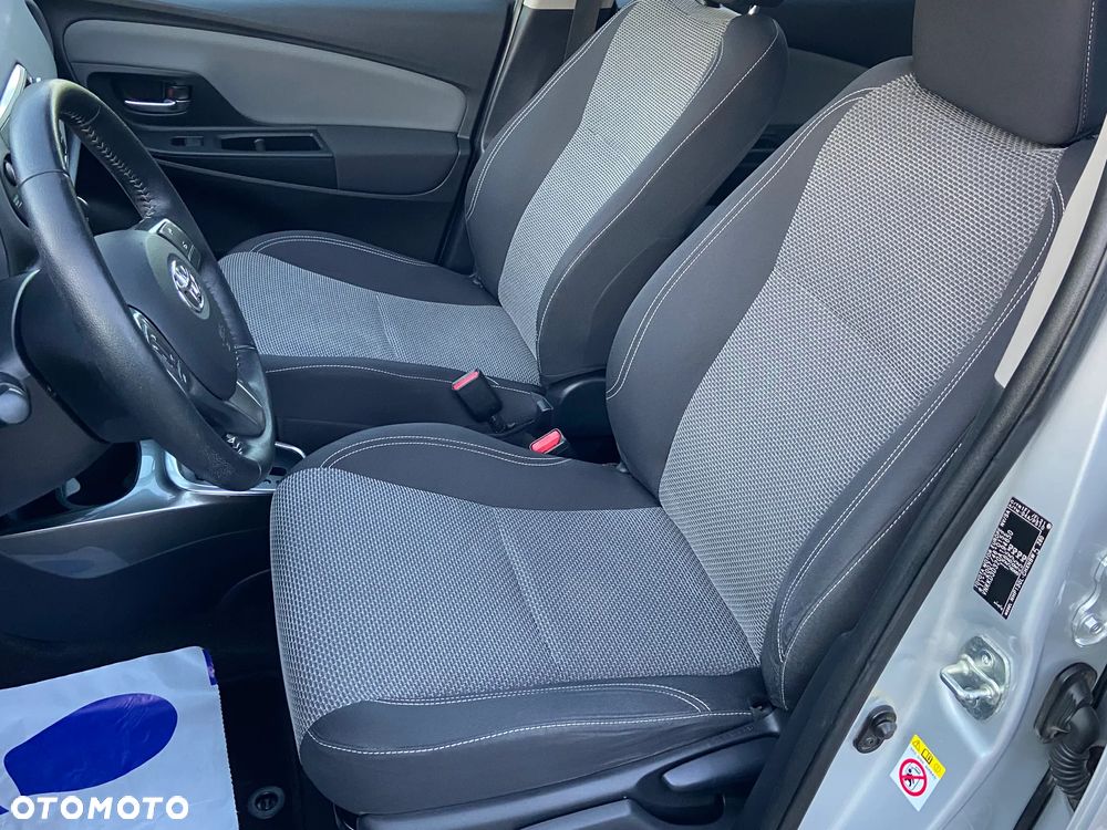 Toyota Yaris - 33