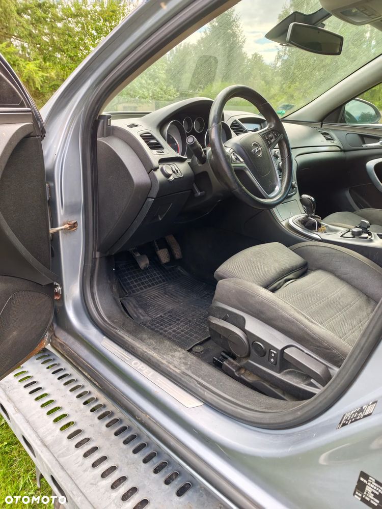 Opel Insignia 2.0 CDTI - 9