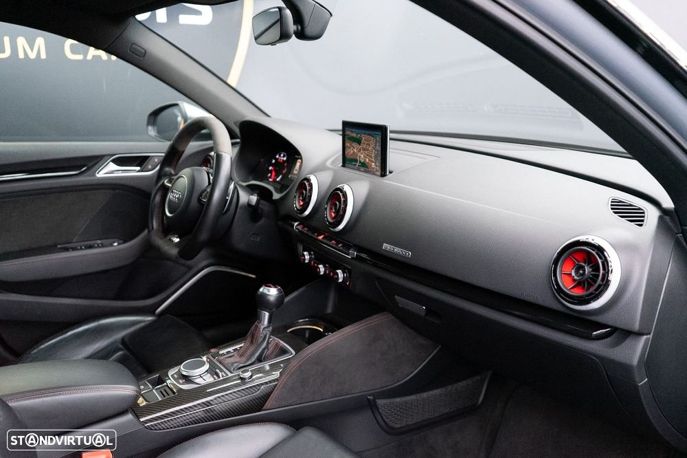 Audi RS3 Sportback 2.5 TFSI quattro S tronic - 5