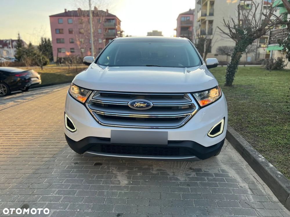 Ford Edge - 2