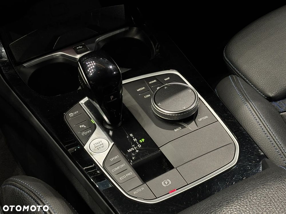 BMW Seria 1 118i M Sport - 10