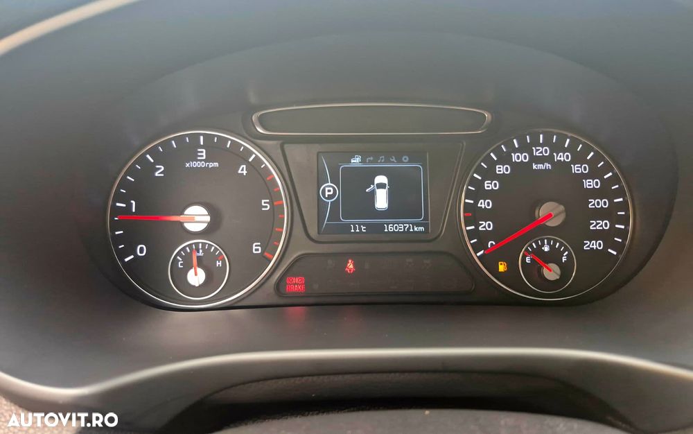 Kia Sorento 2.0 DSL 6AT 4x4 Cosmo - 11