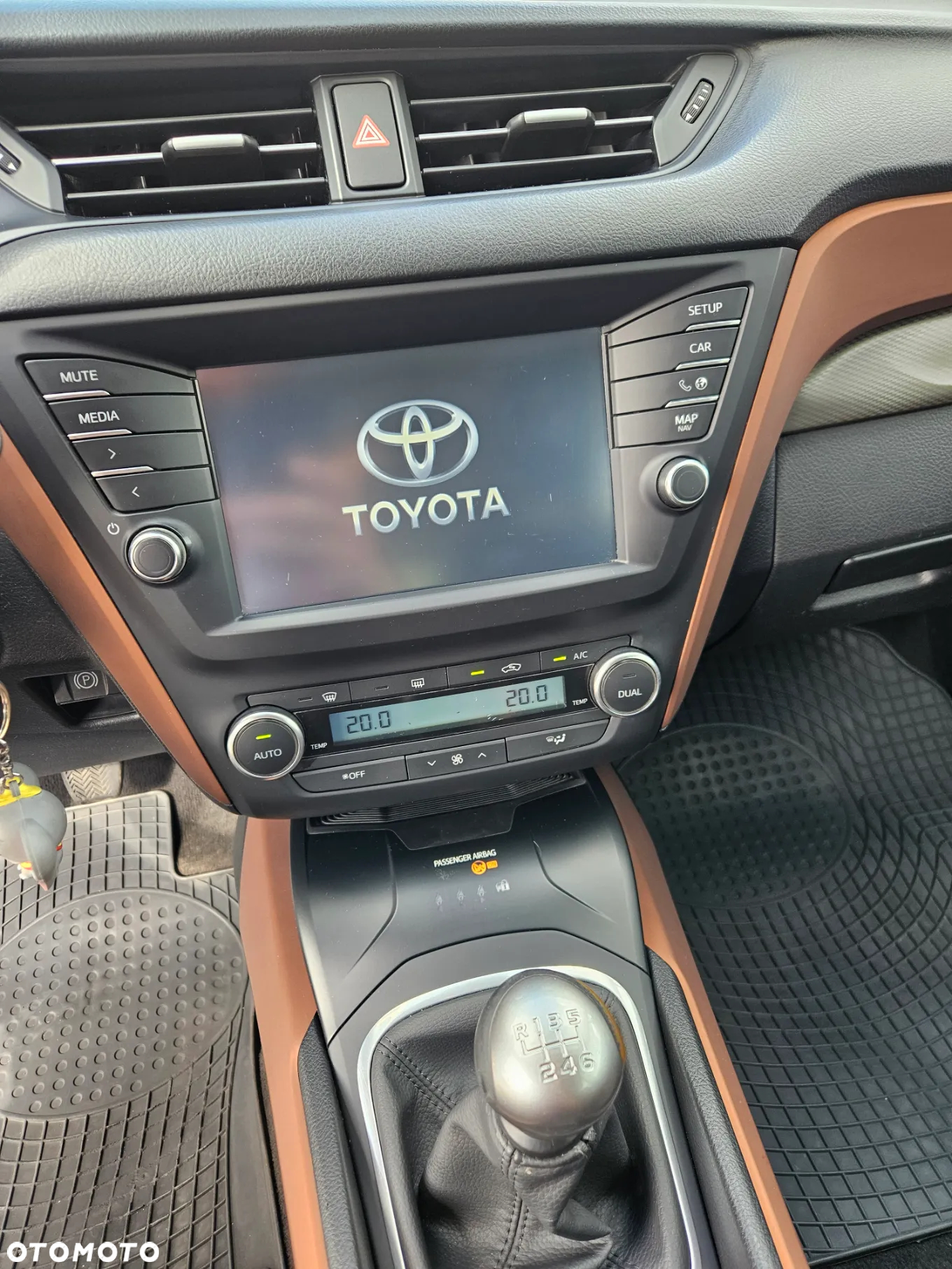 Toyota Avensis 2.0 D-4D Prestige - 4