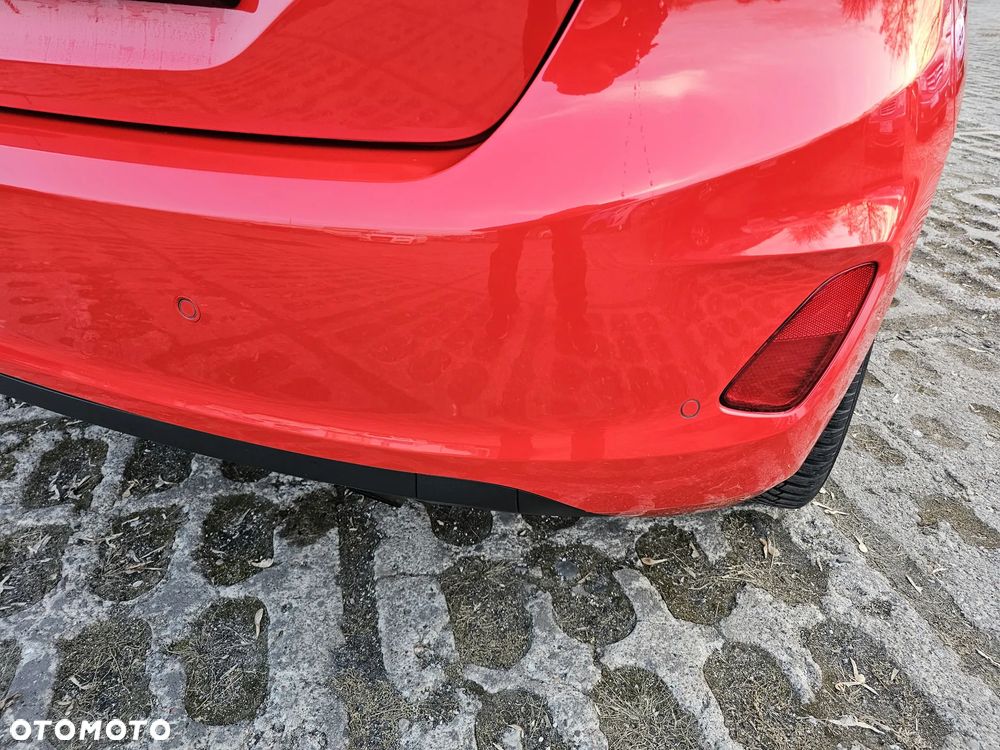 Ford Fiesta 1.1 S&S TITANIUM - 36