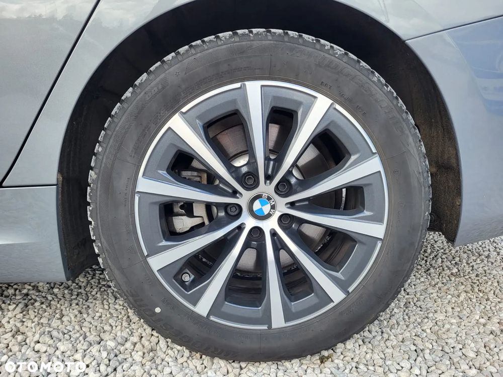 BMW Seria 3 ver-320e-phev - 10