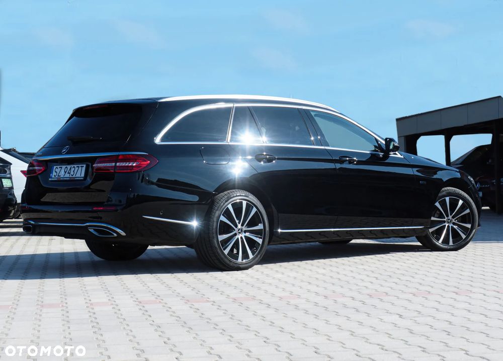 Mercedes-Benz Klasa E 300 de 9G-TRONIC Exclusive - 30