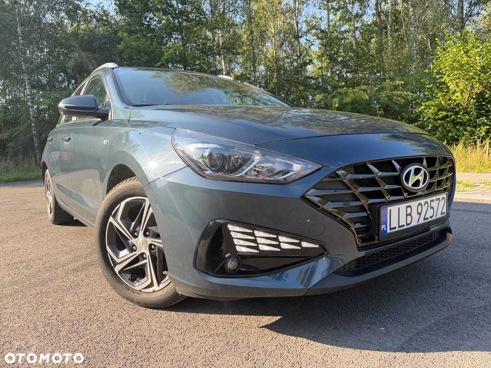 Hyundai i30 1.5 T-GDI 48V Comfort DCT - 2