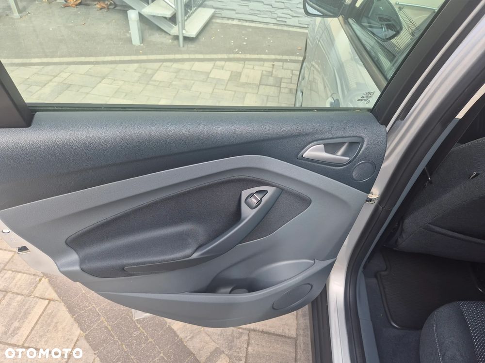 Ford C-MAX - 14