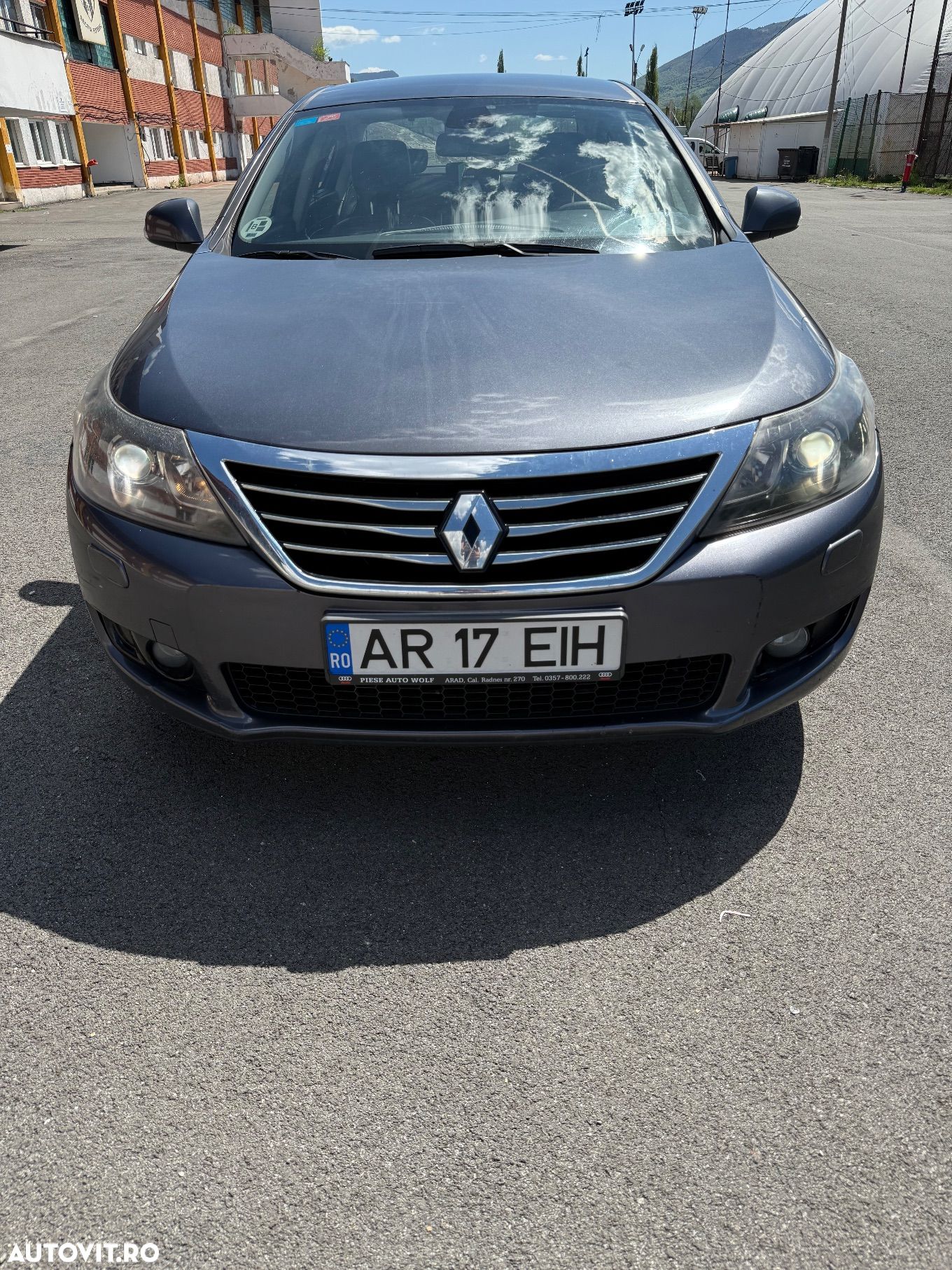 Renault Latitude - 1