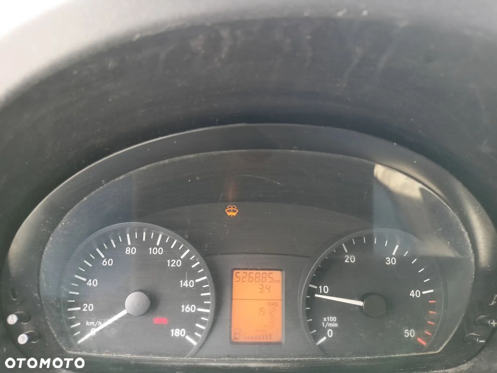 Mercedes-Benz Sprinter - 16