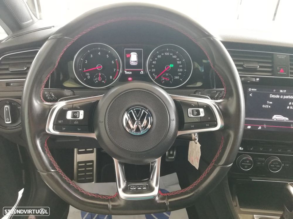 VW Golf GTI Performance BlueMotion DSG - 13