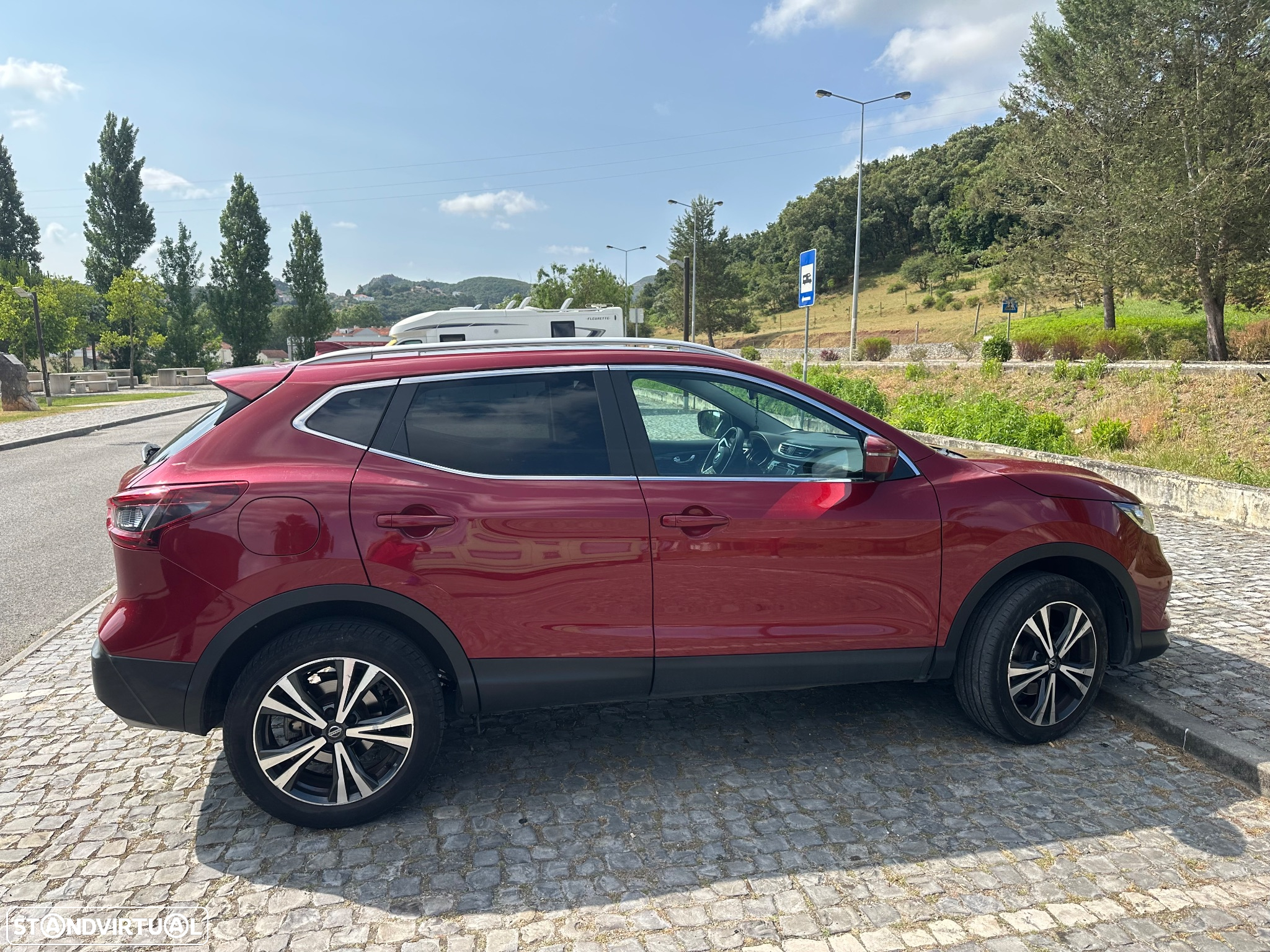 Nissan Qashqai 1.5 dCi N-Connecta J18 - 10