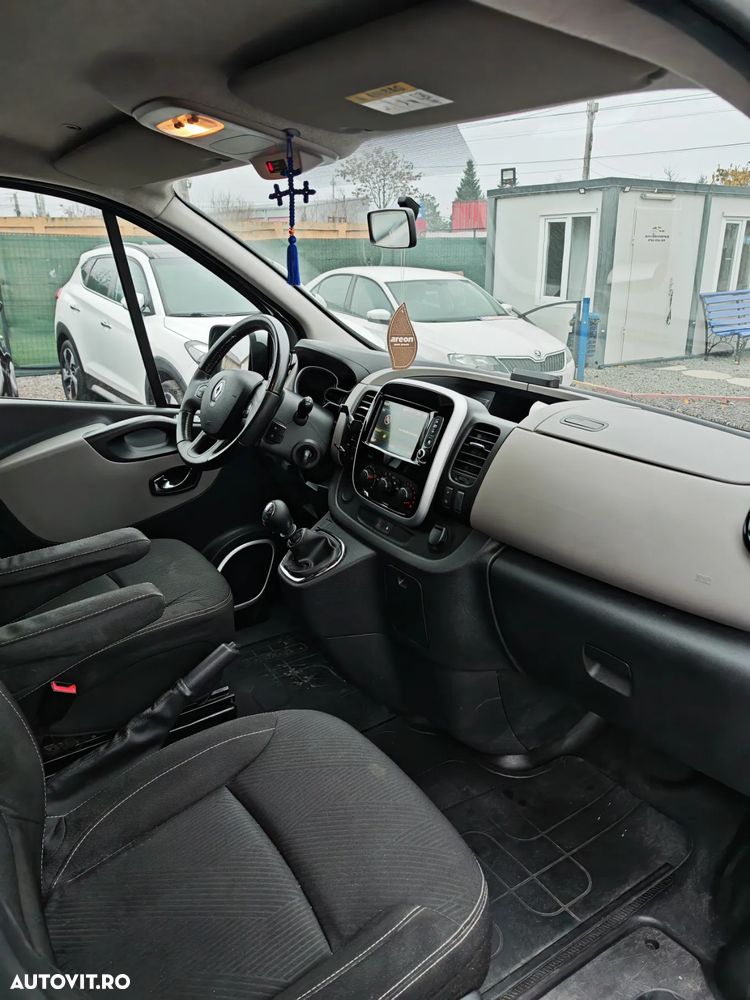 Renault Trafic Combi L2H1 1.6 dCi TT 140 7+1 Expression Plus - 12