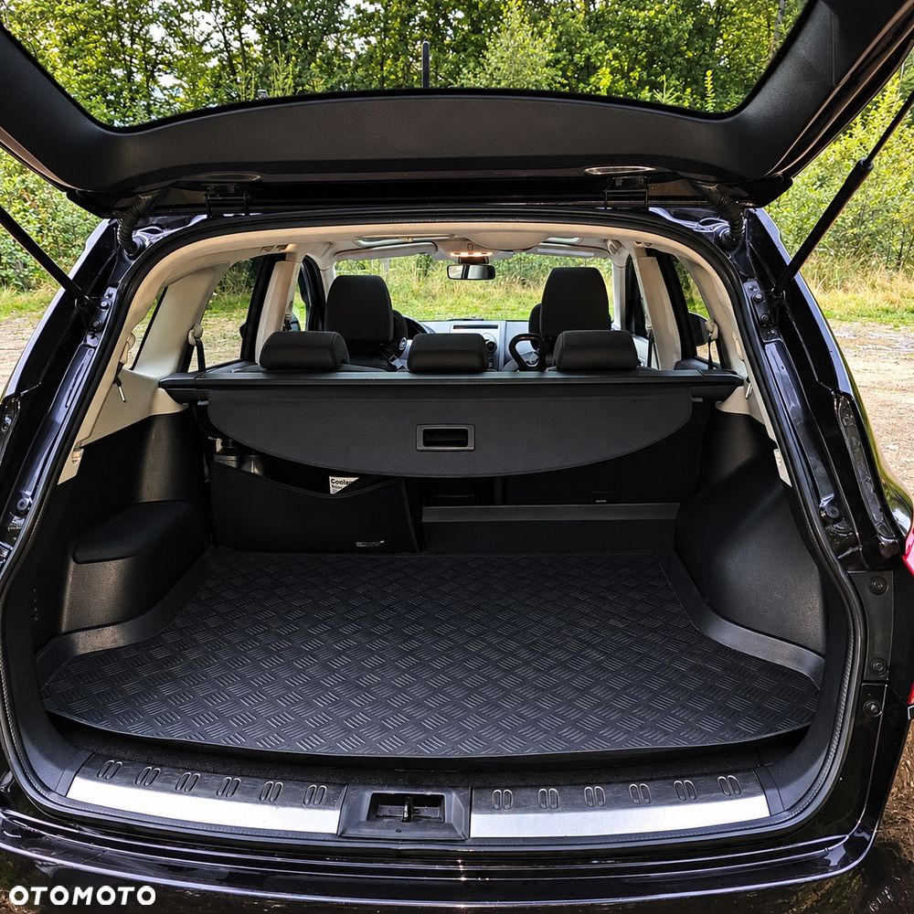 Nissan Qashqai+2 - 4