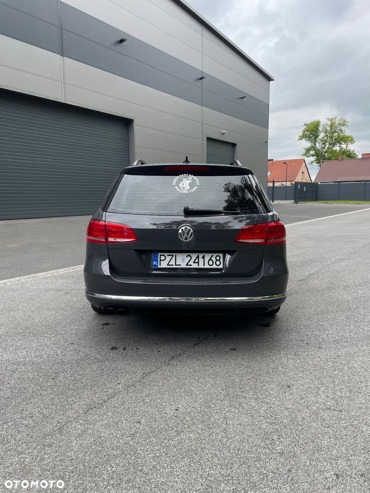 Volkswagen Passat 2.0 TDI Comfortline DSG - 4