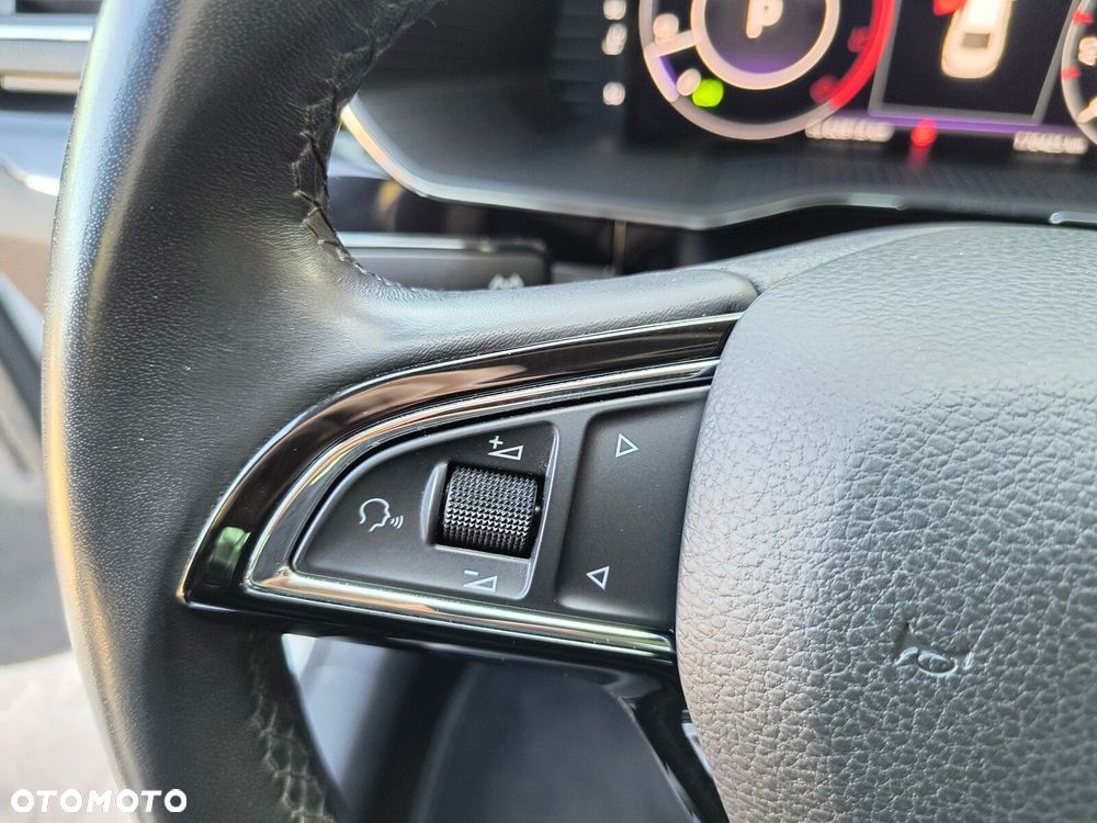 Skoda Superb 2.0 TDI SCR 4x4 L&K DSG - 20