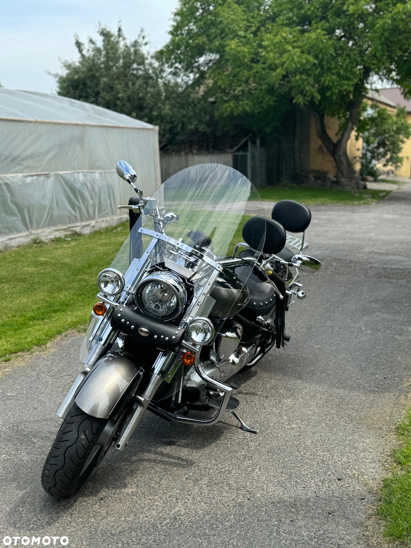 Suzuki Intruder - 6
