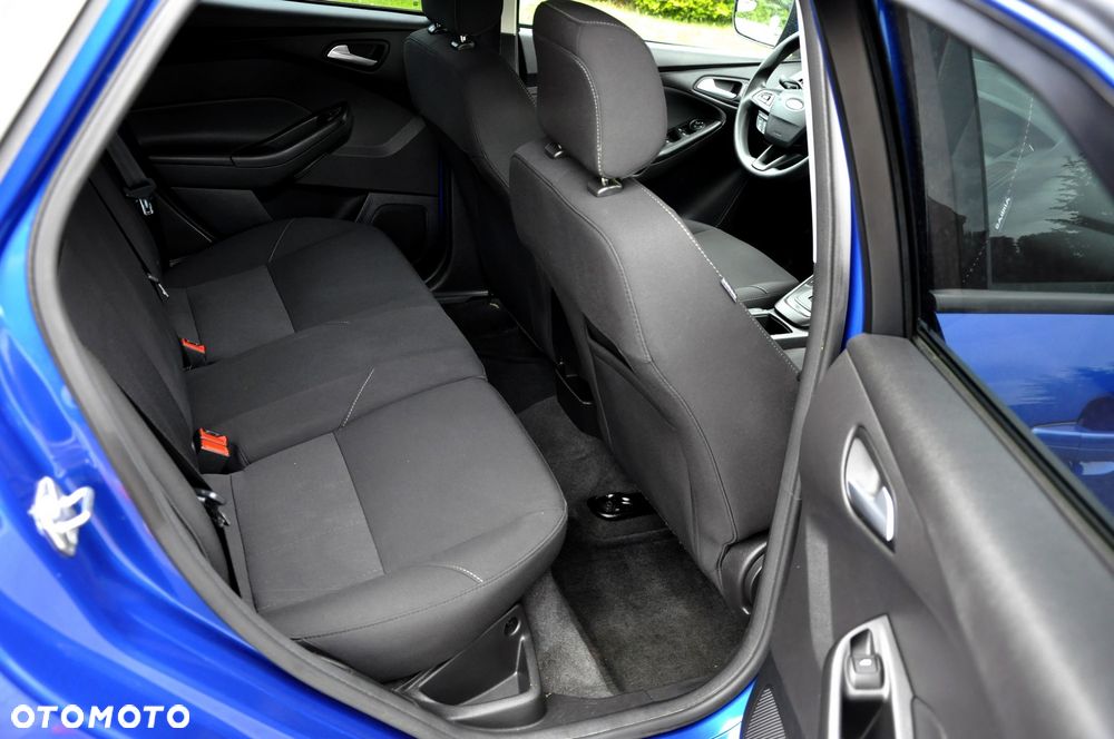 Ford Focus - 28