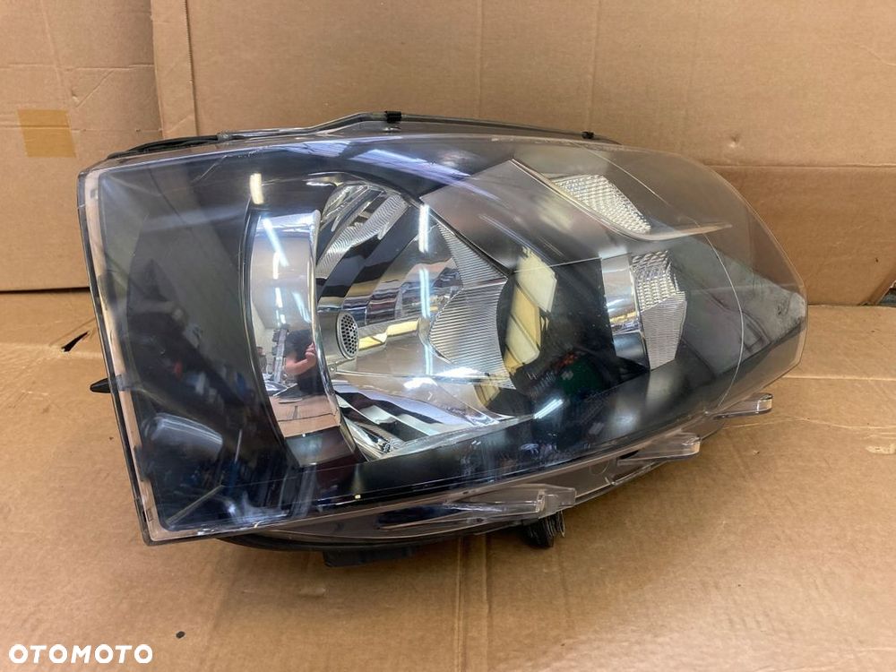 TRANSPORTER T5 LIFT 10- REFLEKTOR PRAWY LAMPA - 8