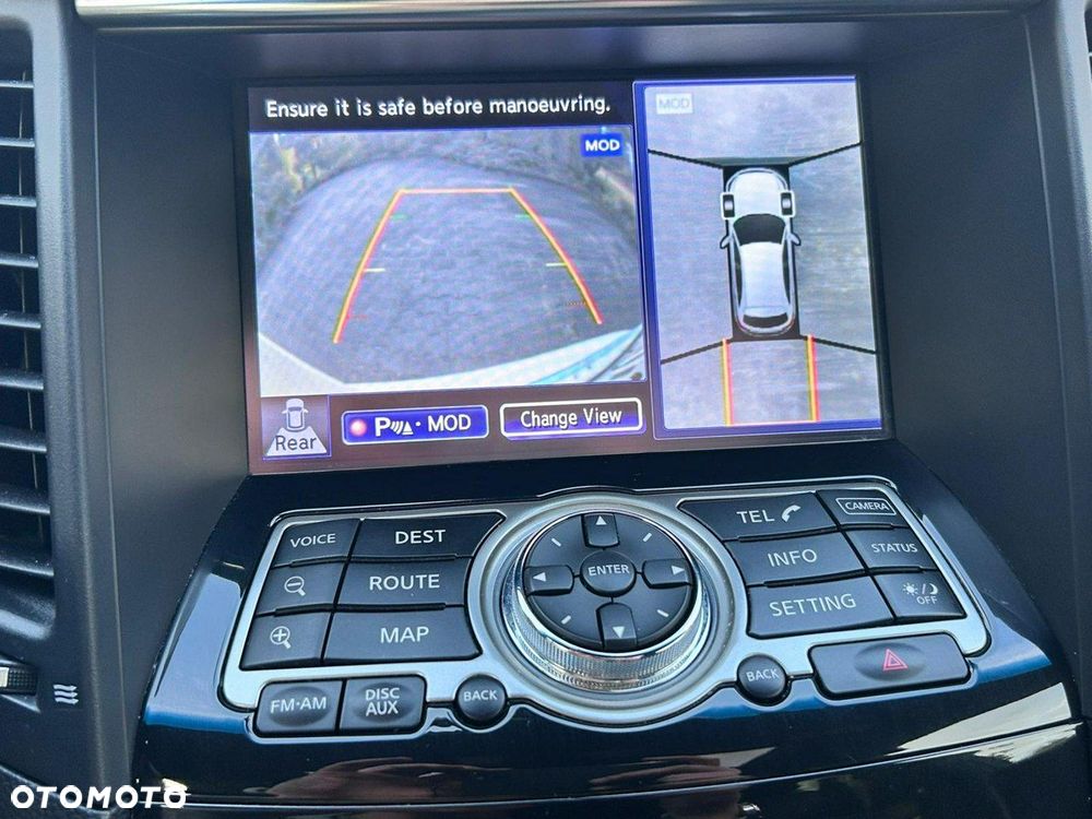 Infiniti QX70 3.7 AWD S Premium - 38