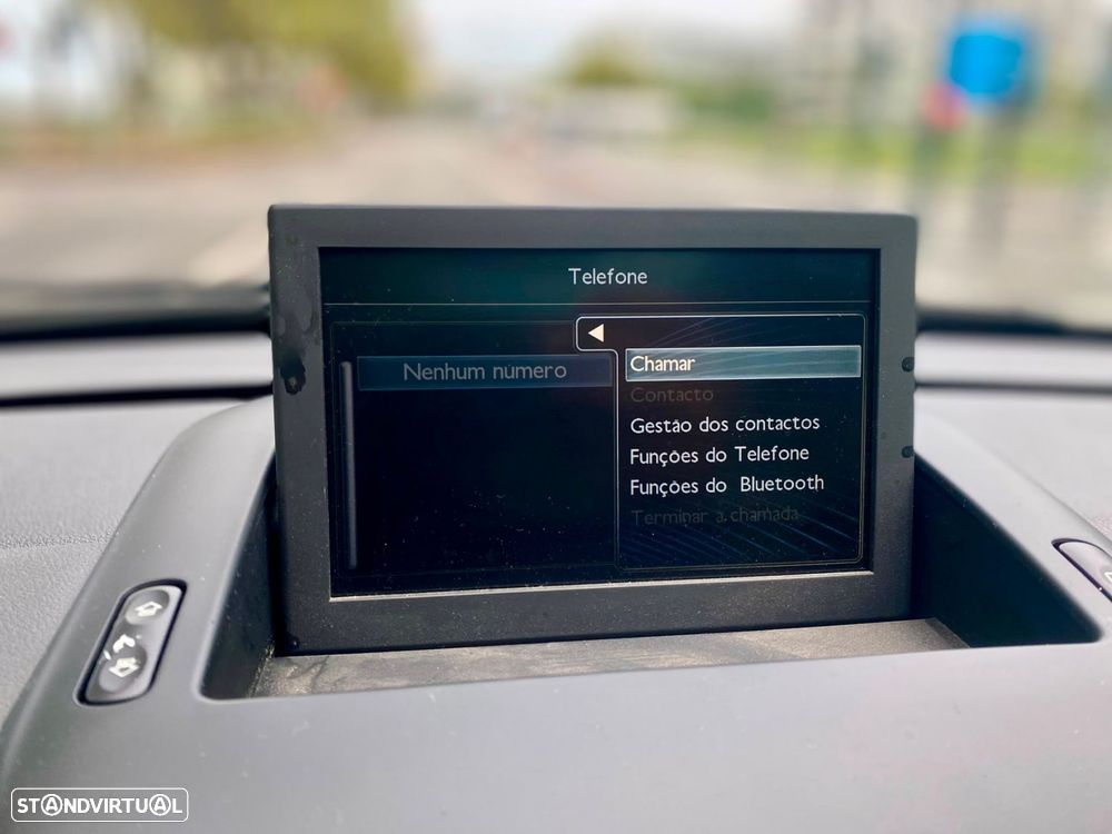 Peugeot 3008 1.6 e-HDi Allure 2-Tronic - 16