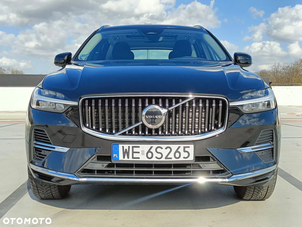 Volvo XC 60 T6 Plug-In Hybrid AWD Inscription Expression - 2