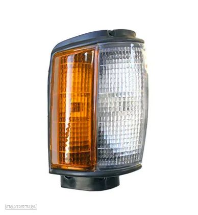 Farolim da frente com aro preto Toyota Hilux LN55 LN56  81620-39825   81610-39825 - 1