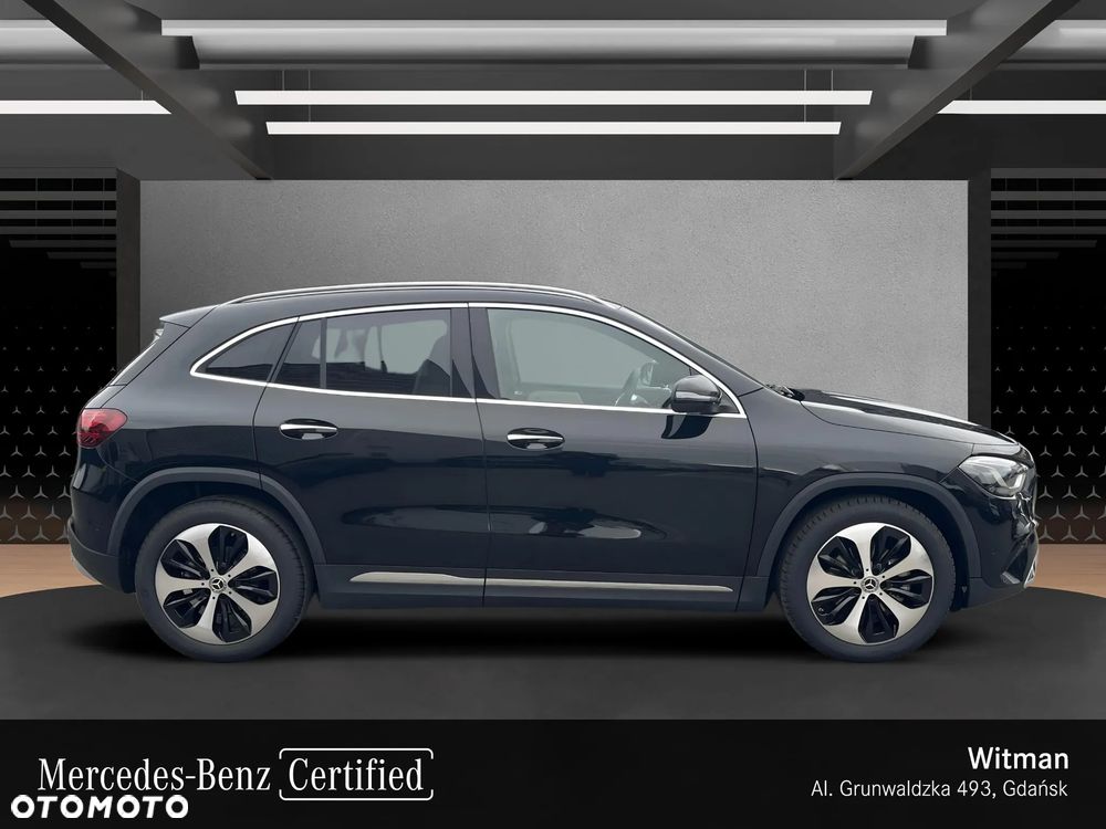 Mercedes-Benz GLA - 6